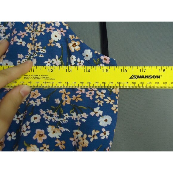 iZ Byer Ruffled Tank Summer Dress Blue Floral Sleeveless Casual Size Medium - Picture 5 of 8